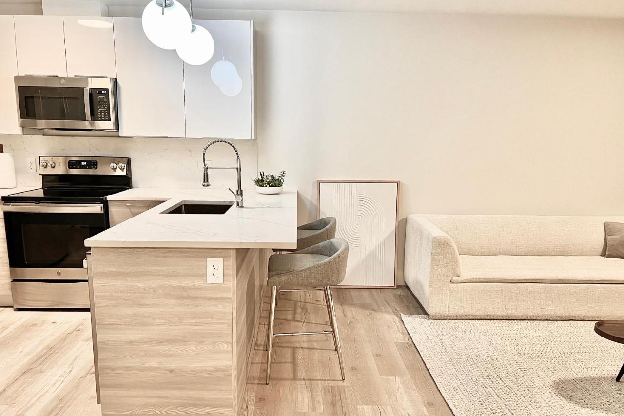Modern 2 Bed Furnished Apartment In קווינסי מראה חיצוני תמונה