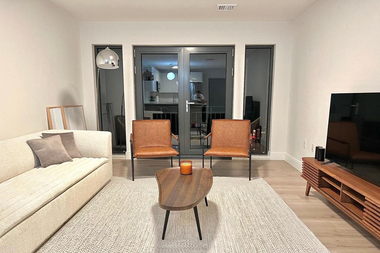 Modern 2 Bed Furnished Apartment In קווינסי מראה חיצוני תמונה