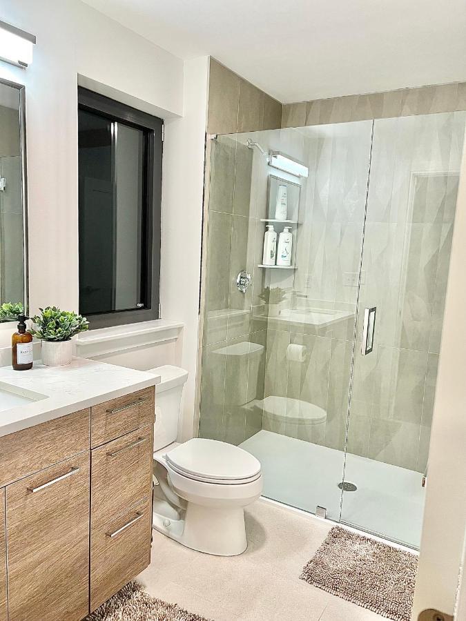 Modern 2 Bed Furnished Apartment In קווינסי מראה חיצוני תמונה